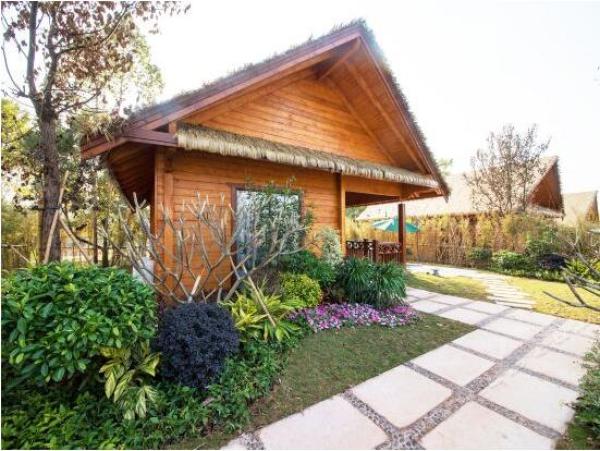图片踏步:住独栋别墅别墅泡半山酒店!特惠木屋温泉室外图片
