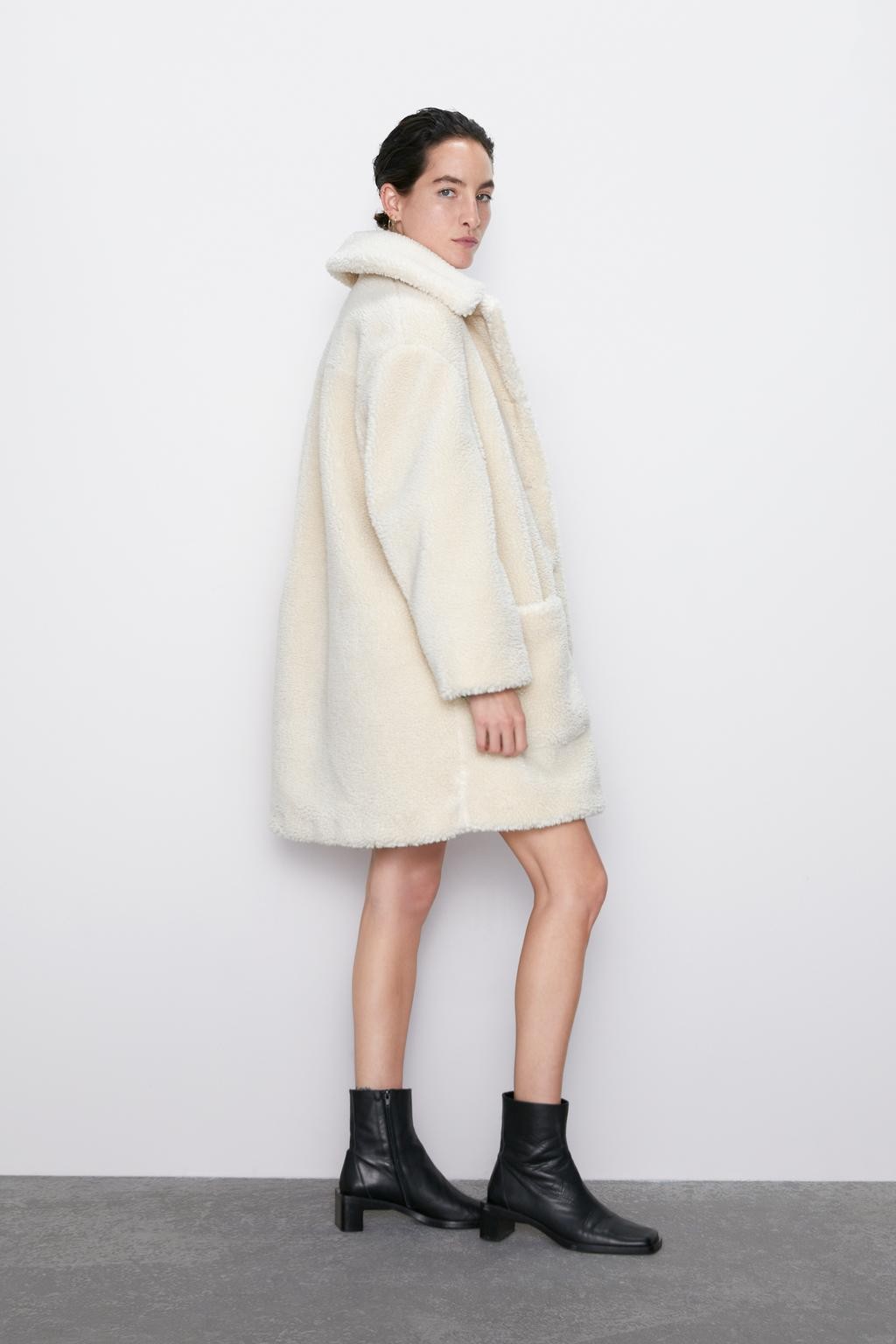 ZARA 02969256712 女士抓绒大衣