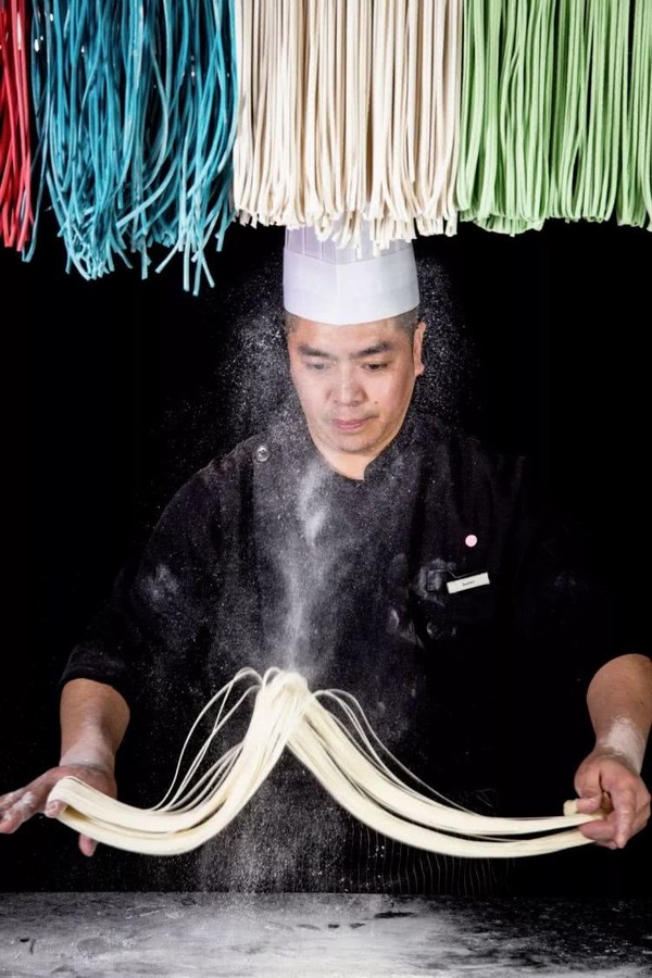 朗豪手工拉面师傅——蒲师傅,江湖人称"蒲面霸"!