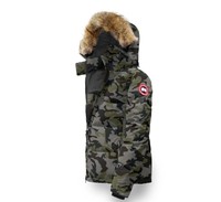 Canada Goose 加拿大鹅 3804LP 女士迷彩印花派克大衣羽绒服