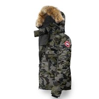 Canada Goose 加拿大鹅 3804LP 女士迷彩印花派克大衣羽绒服