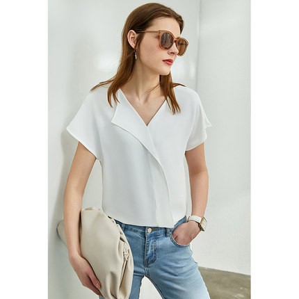 Amii XF-1206TM0073 女士V领雪纺衫