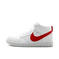 Nike Dunk Lux Chukka 运动板鞋