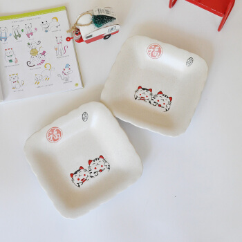 萌可陶瓷盘子日式手绘招财猫8英寸正方形盘个性创意不规则牛排盘子2只装