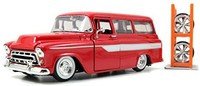 1957 雪佛兰 Suburban 红/白条纹带架 1:24 压铸汽车