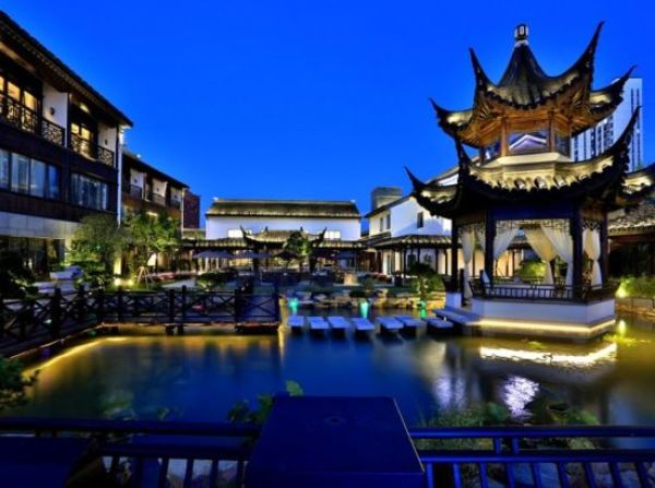 苏州雅致·湖沁阁酒店 雅致·闲庭阁1晚(含早餐 双人下午茶 单人spa