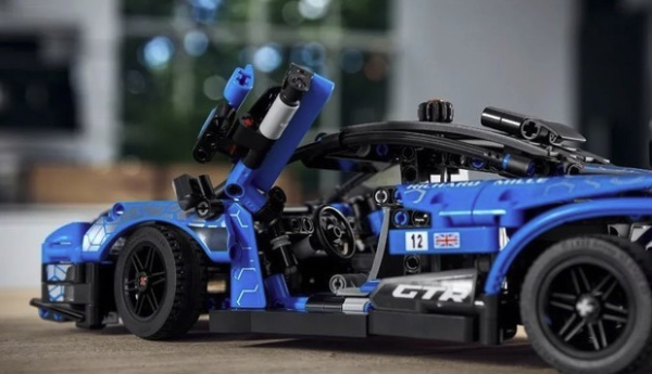 百亿补贴lego乐高lego乐高technic科技系列42123迈凯伦塞纳gtr赛车