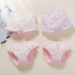 hello kitty女童内裤4条装儿童三角平角内裤(图案颜色随机)