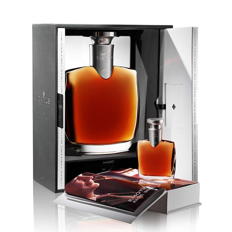 卡慕（CAMUS）经典特醇干邑白兰地礼盒套装 700ML+50ML 法国进口洋酒