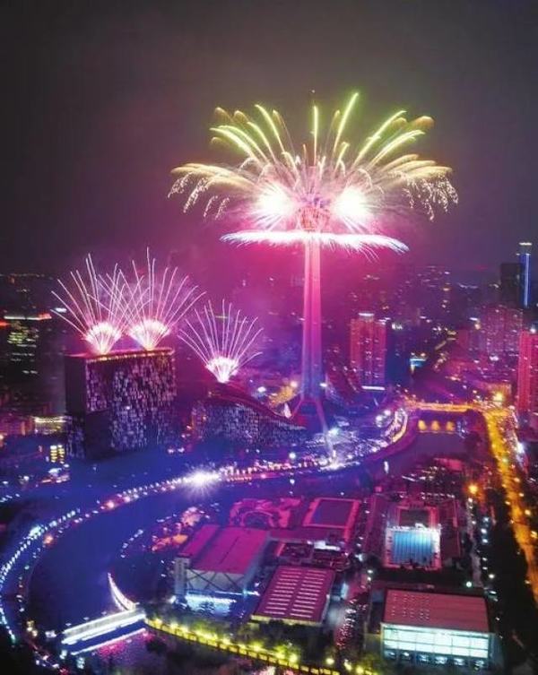 文末抽免单成都玩乐成华区339天府熊猫塔地标建筑360度俯瞰成都夜景