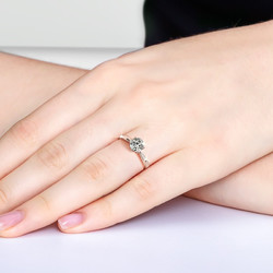 圣蒙娜 莫桑钻戒指女一克拉结婚钻戒 经典六爪