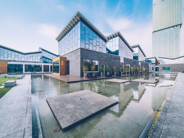 足不出沪上海嘉定凯悦酒店凯悦客房1晚含双早热门景点门票2张