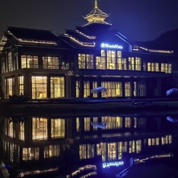 周末不加价桂林融创施柏阁酒店豪华山景大床房2晚连住含早双人骑行2
