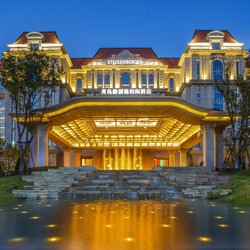 送乐园门票青岛融创施柏阁酒店精选海景大床房1晚含双早青岛东方影都