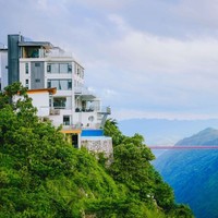 周末不加价！贵州尧珈凡舍悬崖精品民宿 观瀑阳台标间/观瀑豪华标间 1晚（含双早+温泉门票）