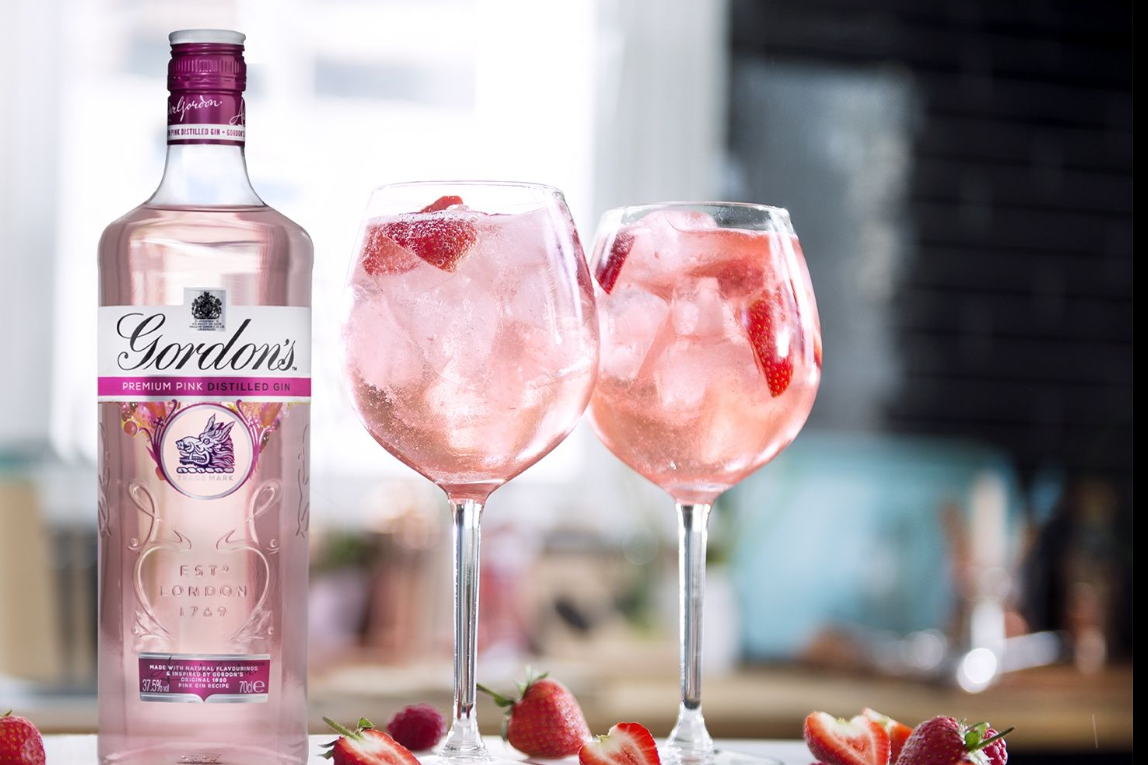 Gordon’s 哥顿 Premium Pink Distilled Flavoured Gin 70cl