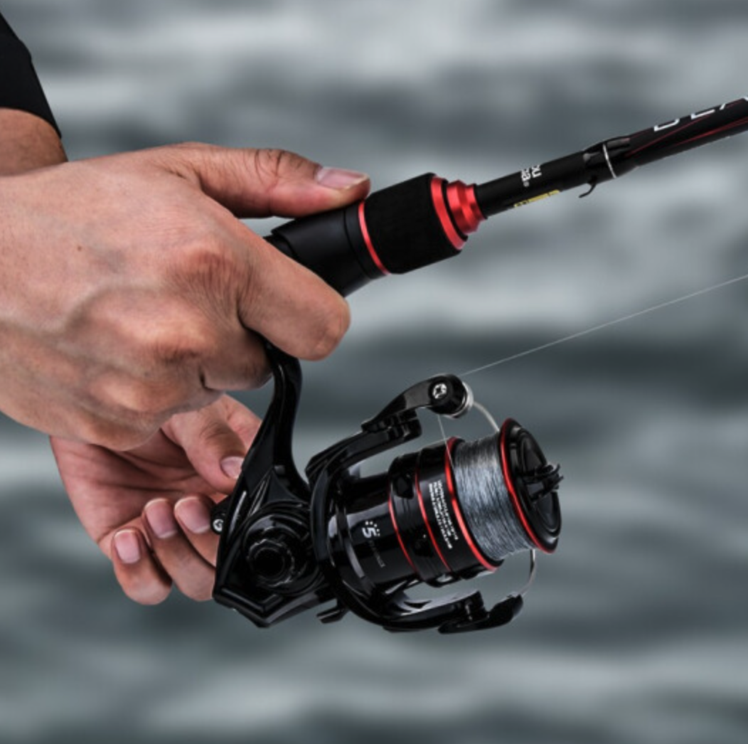 Abu Garcia 阿布加西亚 bmax II代 纺车轮 2500S型