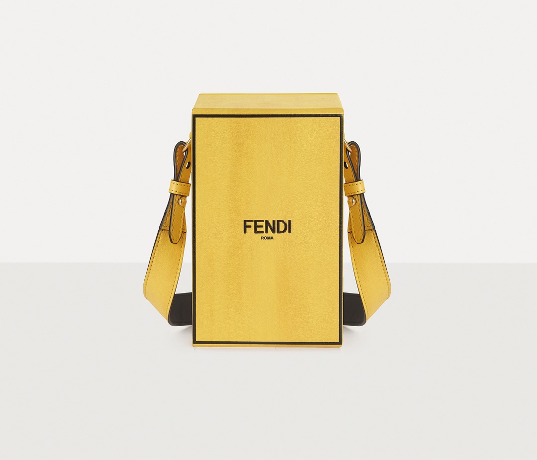 FENDI Pack 黄色盒子手袋