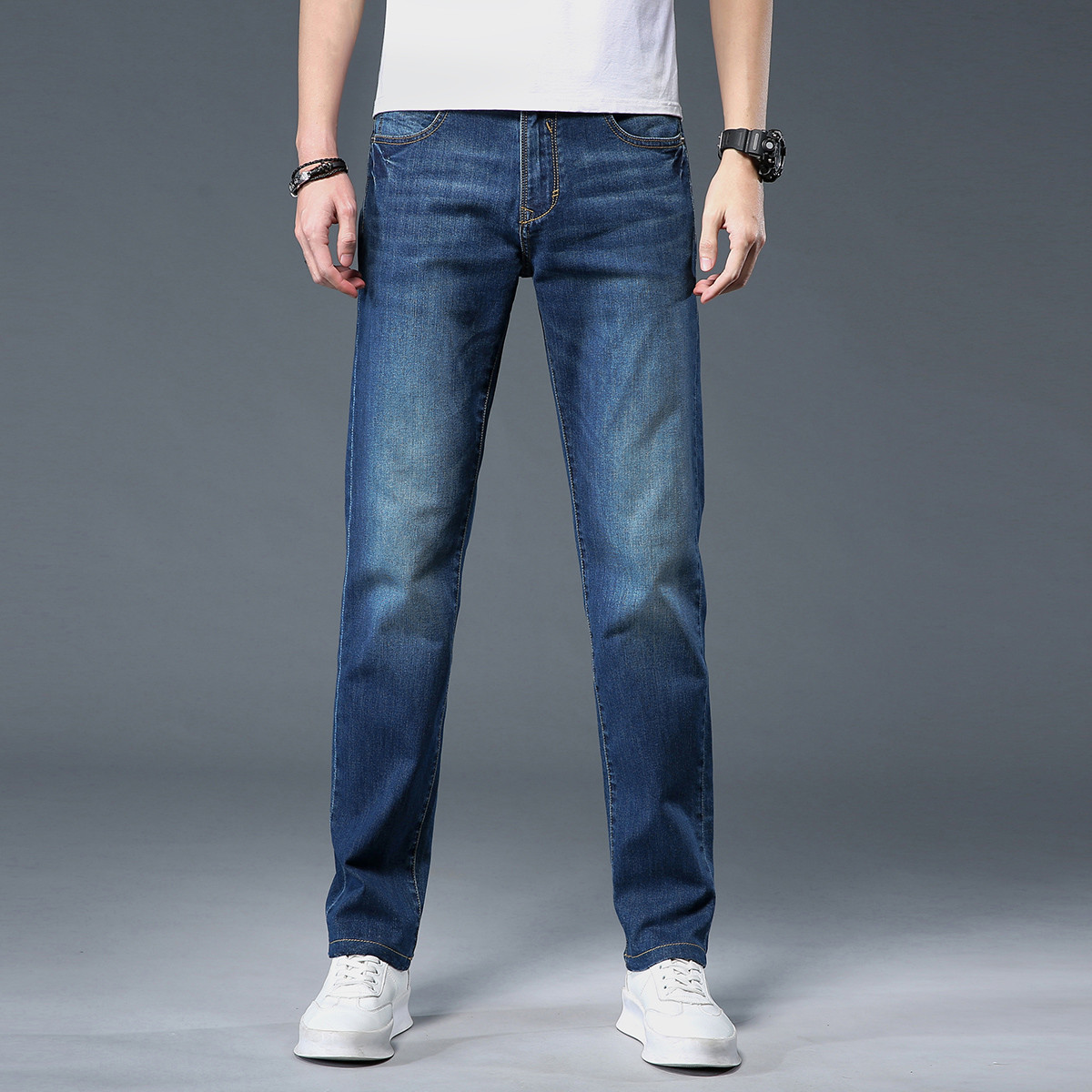 新款男士牛仔裤棉弹直筒牛仔裤男潮流时尚裤子男基础款男裤