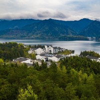 近宏村！安徽黟县奇墅仙境国际大酒店 1晚套餐（含早+宏村景区门票2张）