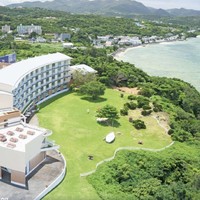美丽海水族馆旁！有效期至24年4月！冲绳海洋广场度假酒店和式洋房1晚（含双早+消费券2000日元）