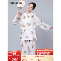 tutuanna睡衣女家居服小熊满印和服长袖长裤上下套 3517490207（近似白） 均码