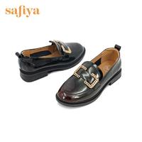 Safiya/索菲娅一脚蹬女鞋时尚新款漆皮复古金属扣粗跟真皮乐福鞋
