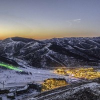 低至674/晚，可选温泉或雪票！崇礼太舞凯悦嘉轩酒店 嘉轩客房滑雪/温泉 1-2晚套餐（含双早+8小时雪票/温泉体验）