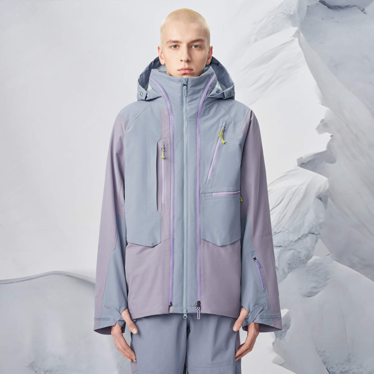 DESCENTE 迪桑特 x KAZUKI设计师联名粉雪二合一男女单板滑雪服