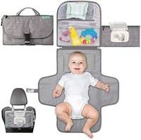 Kopi Baby 便携式尿布更换垫，新生儿女孩和男孩的便携式 - 带智能湿巾袋的婴儿更换垫