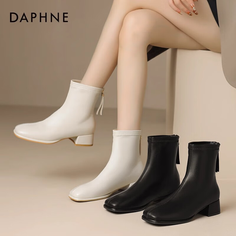达芙妮（DAPHNE）切尔西短靴女法式高跟粗跟复古英伦风瘦瘦小踝靴 米色 38