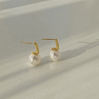 Trendolla 感灰色珍珠金屬耳釘女法式復古韓國個性簡約氣質高亮珍珠耳環