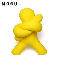 MOGU 蘑菇手机 日本超人气MOGU长臂人抱枕MINI PEOPLE日剧人形靠枕舒缓压力减压 黄色