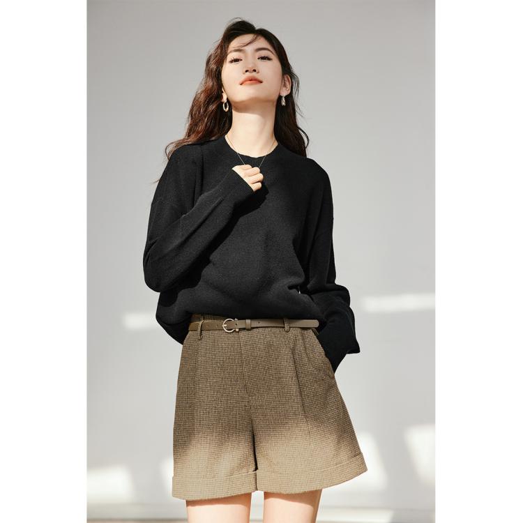 女装极简纯色落肩圆领套头百搭舒适针织衫上衣女