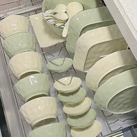 尚行知是 奶油风碗碟套装家用清新2022米饭碗小碗盘碗具餐具组合 奶黄奶绿 - 6人食26件配汤碗