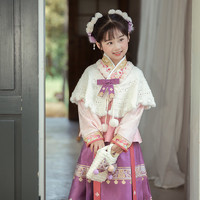 十三余 童装[熠熠金辉-南京市博物馆联名]国风汉服女童2024马面裙