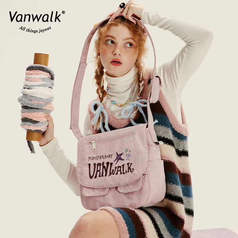 vanwalk毛怪系列 自制美式复古斜挎包女款单肩帆布袋大容量邮差包 粉粉星