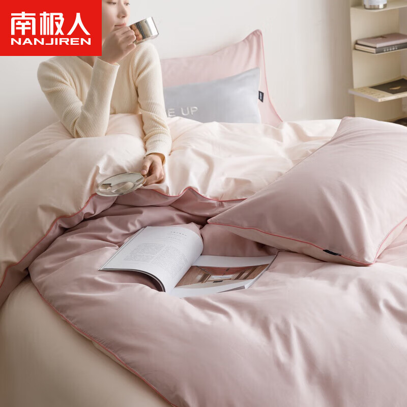 如何简单装被套 66147cccd18ff4325.jpg