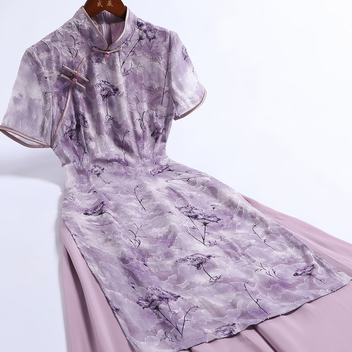 戚薇夏季紫旗袍改良年轻款少女2024微胖遮肚子显瘦奥黛连衣裙   紫色 M