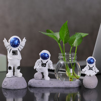 蕊杰 透明花瓶宇航員擺件插花干花裝飾電視柜家居現代簡約水養植物花器