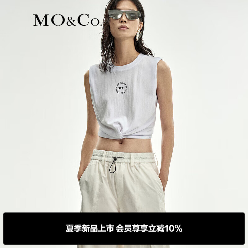 MO&Co.Reebok联名系列2024夏捏褶短款宽肩无袖T恤MBD2TEE045 漂白色 S/160
