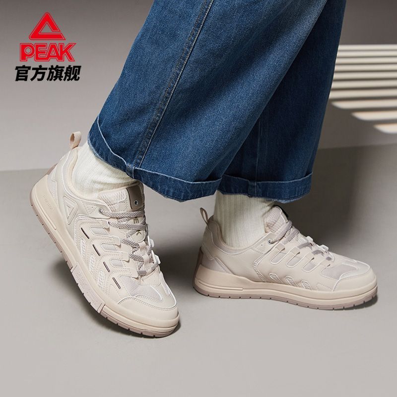 最好的三款男士休闲鞋 663af6f3b51582340.jpg