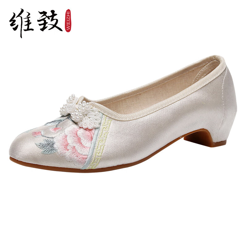 穿汉服百搭鞋子图片,穿汉服百搭鞋子图片女