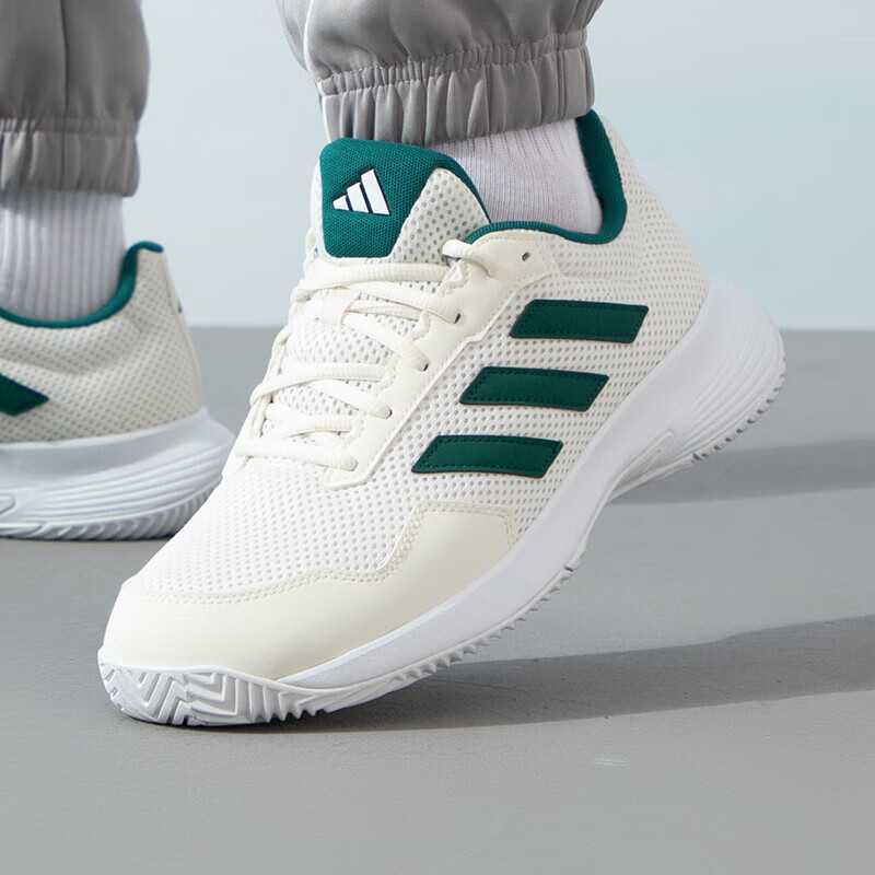 同款羽毛球 66447ef7526ca4615.jpg