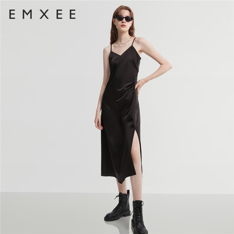 嫚熙（EMXEE）连衣裙2024夏季宽松大码短袖时尚外出显瘦装 黑色 L