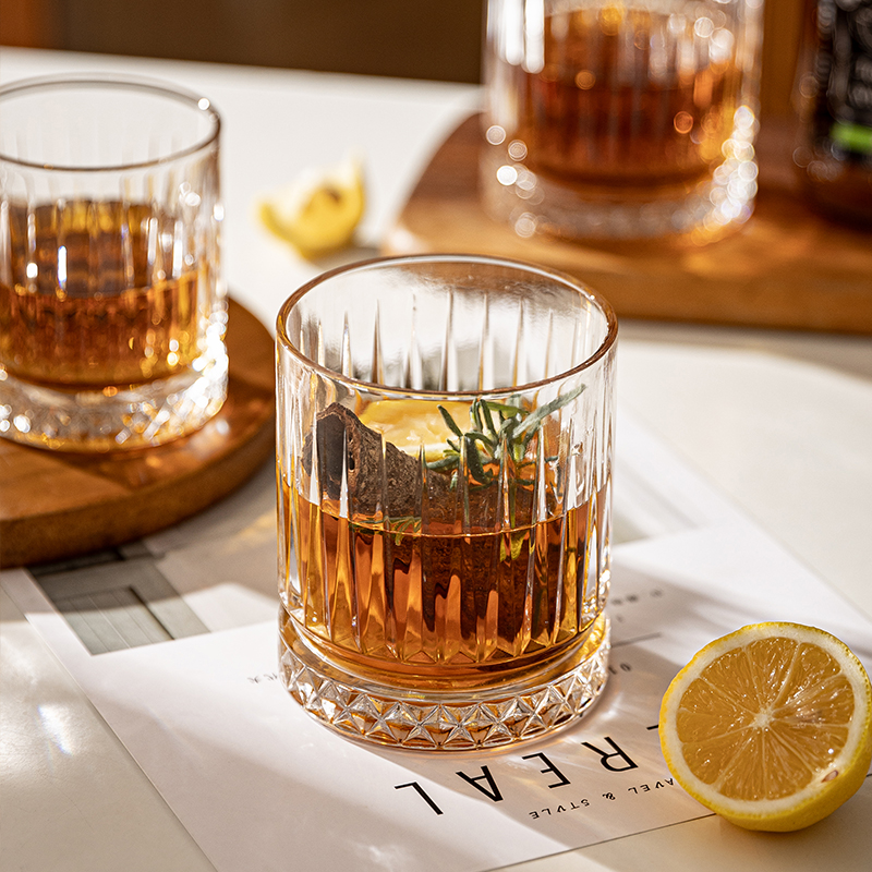摩登主妇威士忌洋酒杯水晶玻璃杯高级感红酒杯古典喝酒杯子啤酒杯