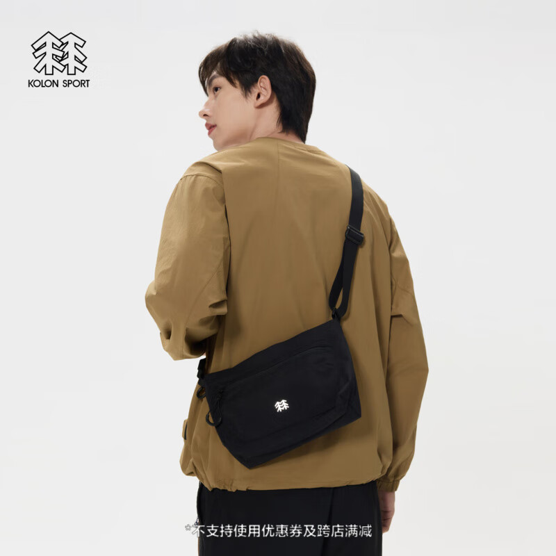 /可隆 KOLON SPORT斜挎包 男女同款野营户外露营防泼水耐磨单肩包 LUCS5ST905-BK  XXX
