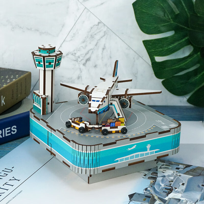 同趣八音盒航空港木质飞机主题拼装音乐盒DIY创意礼品航空礼物 牧野行歌【千与千寻】