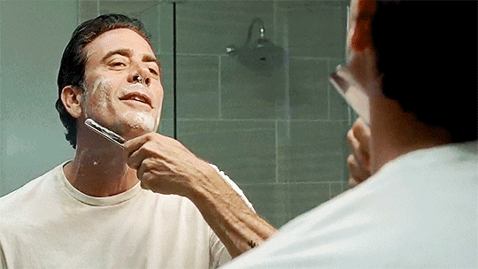 渣男变鲜肉你还差一把好剃刀