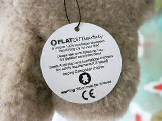  Flatout Bear 羊皮毛一体手工扁扁熊 （拿铁色 小号）